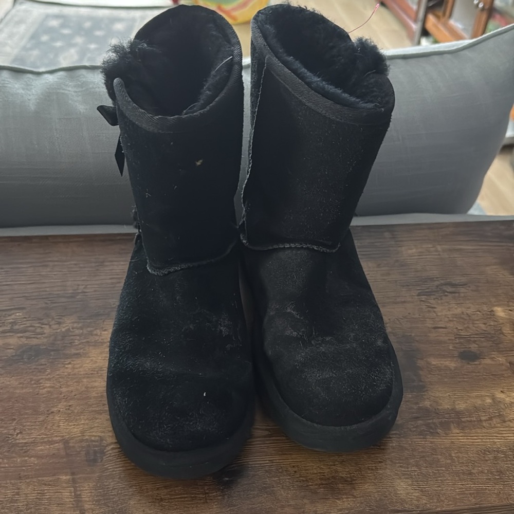 Two pairs of Black Ugg Koolaburra boots US Sz 7 - Picture 4 of 9